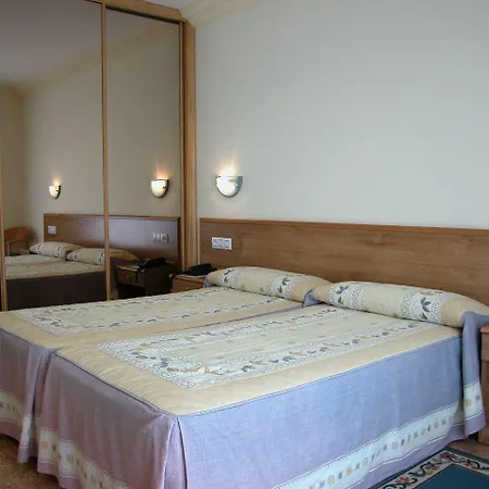 Hotel Cachada