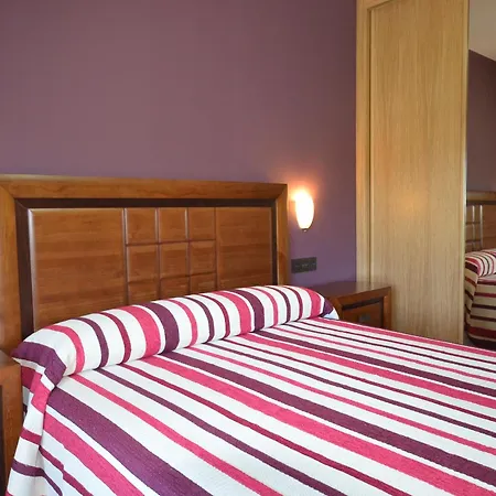 Hotel Cachada 2*